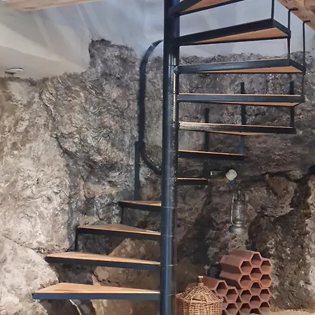 Tatil Evi L'insolite Avec Prive Et Road Trip En 2cv Villeneuve-dʼAllier